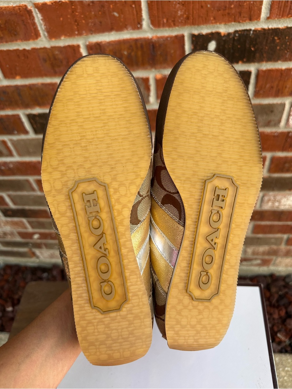 Coach Mable Signature C Gold Metallic Sneakers Size 10M w/ Box - Picture 16 of 16